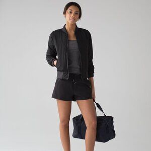 Lululemon On The Fly Short *2.5" Black Size 6